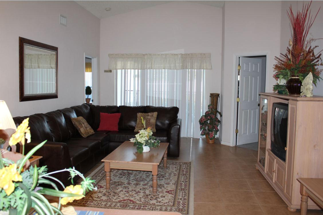 Photo: Orlando Vacation Rentals vacationhomebid.com by owner